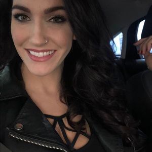 Meet your Posher, Jejessica